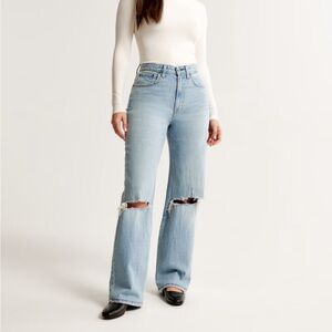 Abercrombie 90s Relaxed Jean High Rise Curve Love 28/6 Short